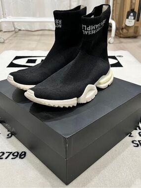 Limited Edition Reebok Sock Run R "Not For Resale" Print Sneakers.